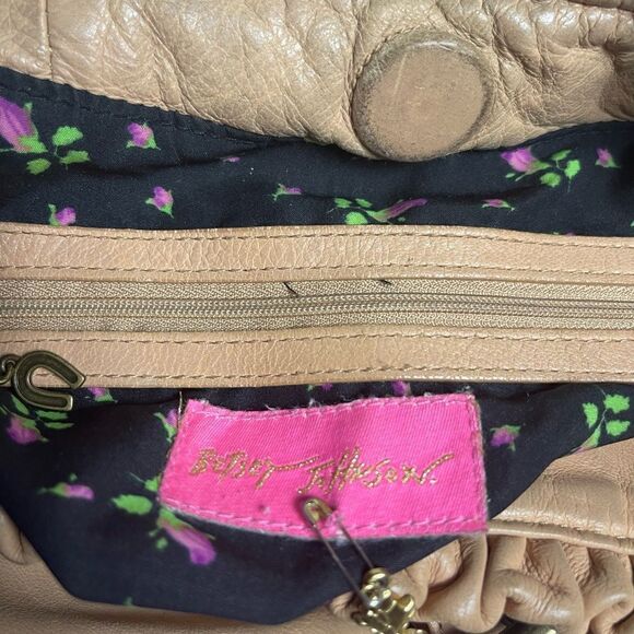 Betsey Johnson Vintage leather Tan Hobo large Shoulder Chain,& horseshoe accent - Picture 12 of 16